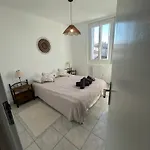 Centre With Private Sunny Terrace Appartamento Carcassonne