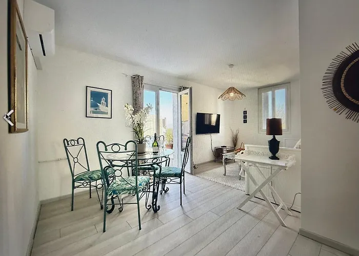 Daire Centre With Private Sunny Terrace *